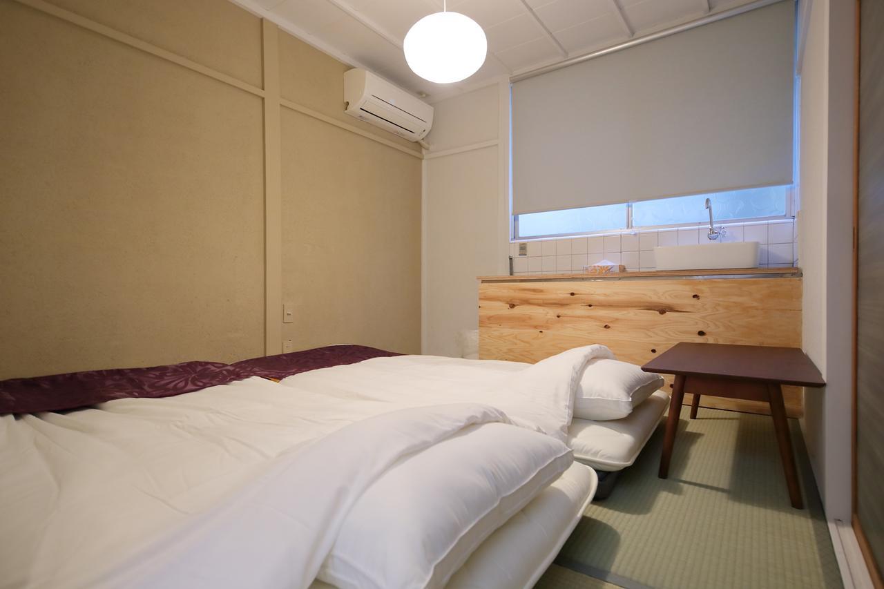 Raku Hostel Ōsaka Exterior foto