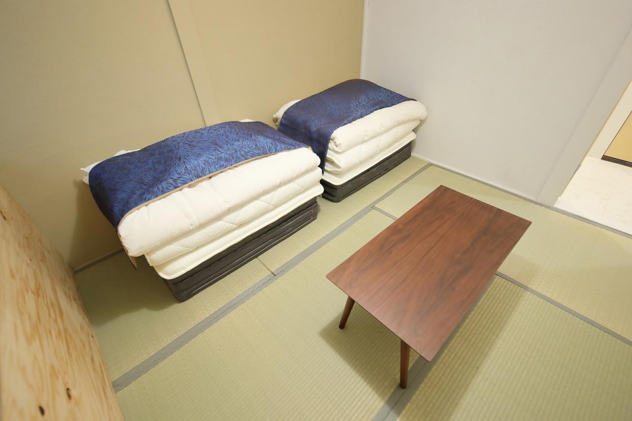 Raku Hostel Ōsaka Exterior foto