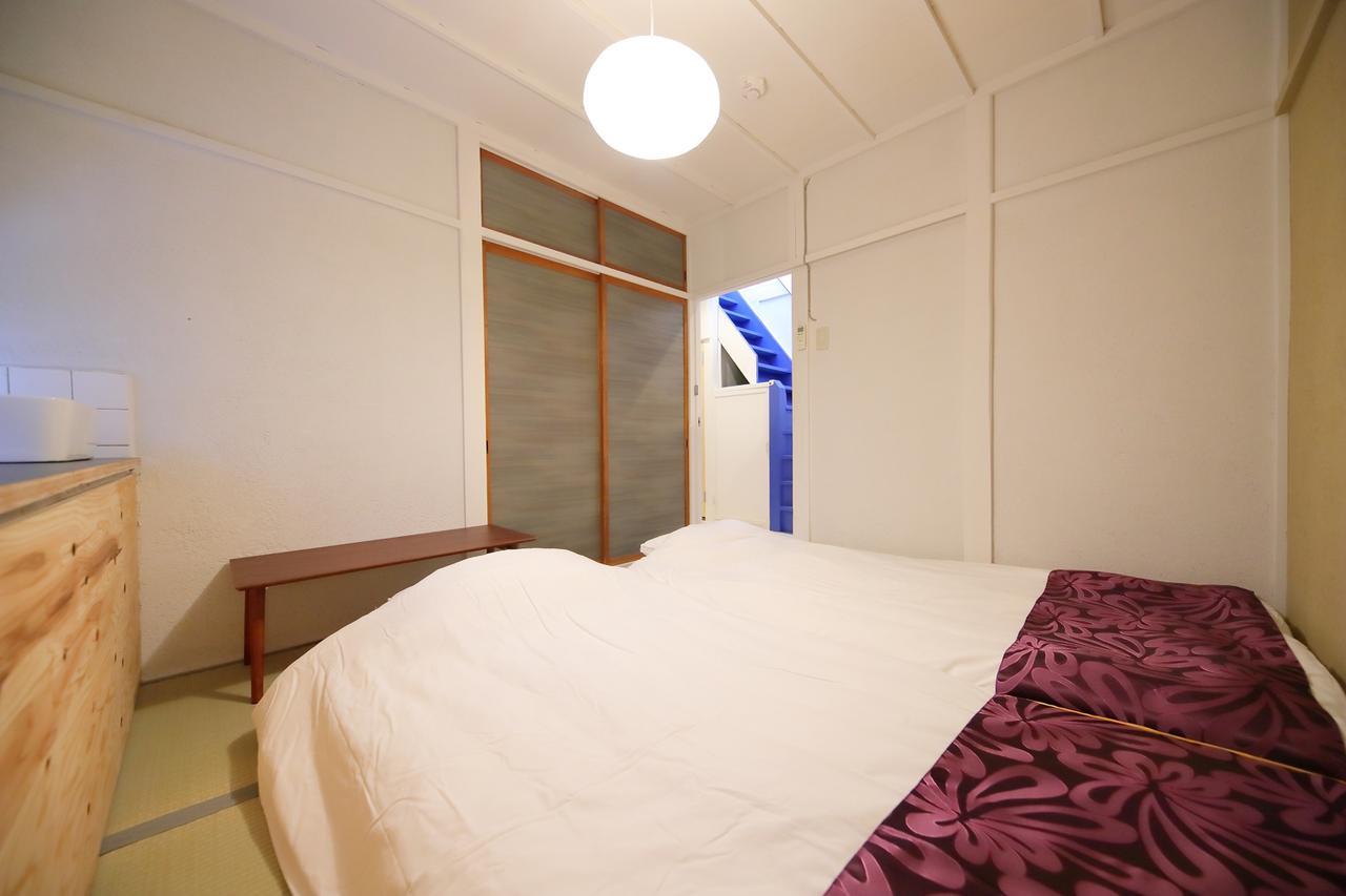 Raku Hostel Ōsaka Exterior foto