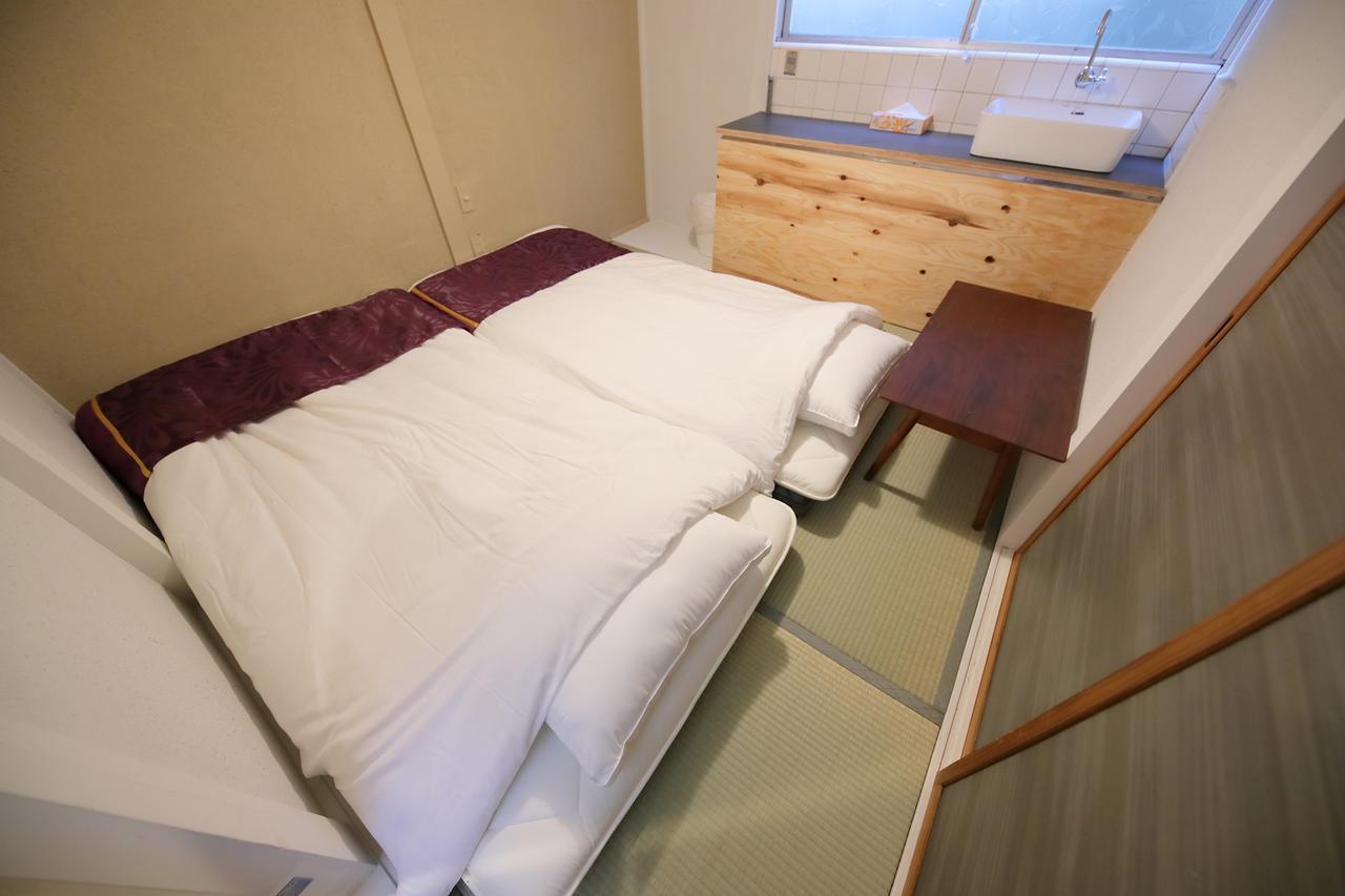 Raku Hostel Ōsaka Exterior foto